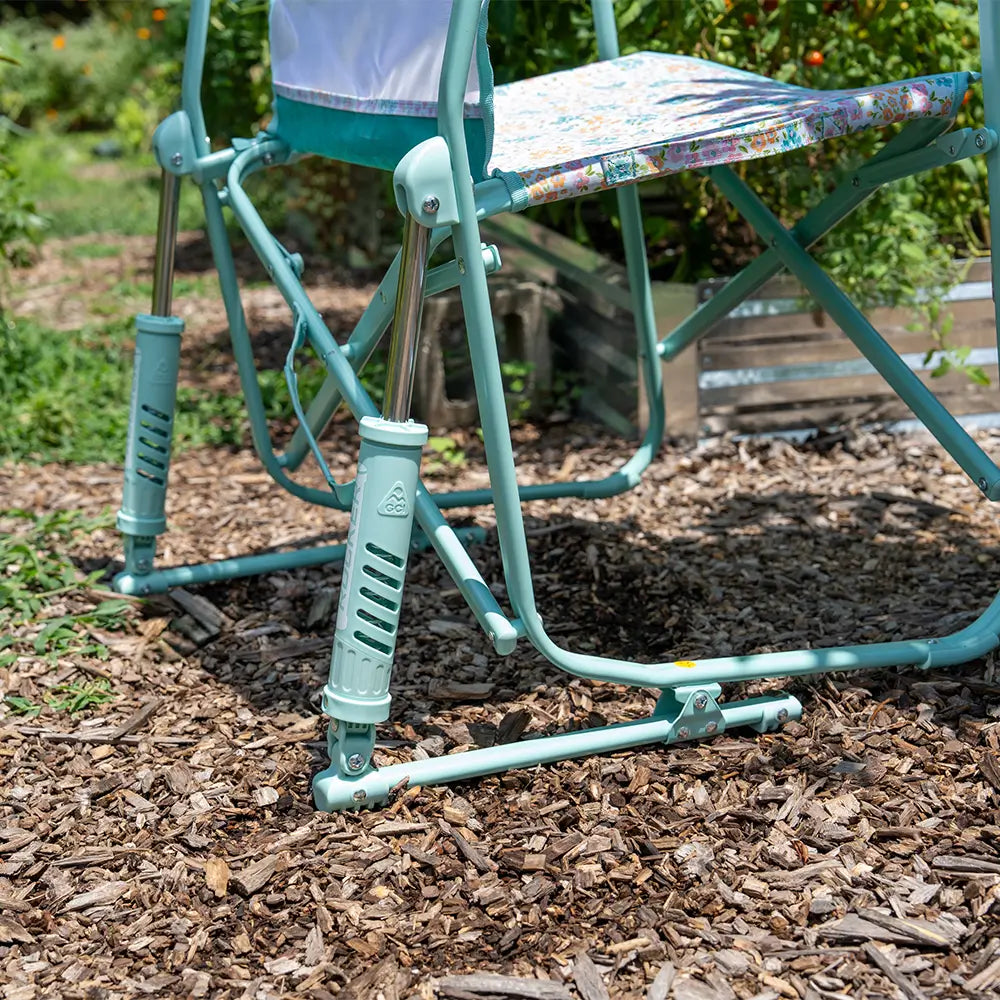 Heavy-Duty Freestyle Freestyle Rocker Elite - Choice 460 - RoadTrip Rocker Smooth Motion Camp Chair Detail