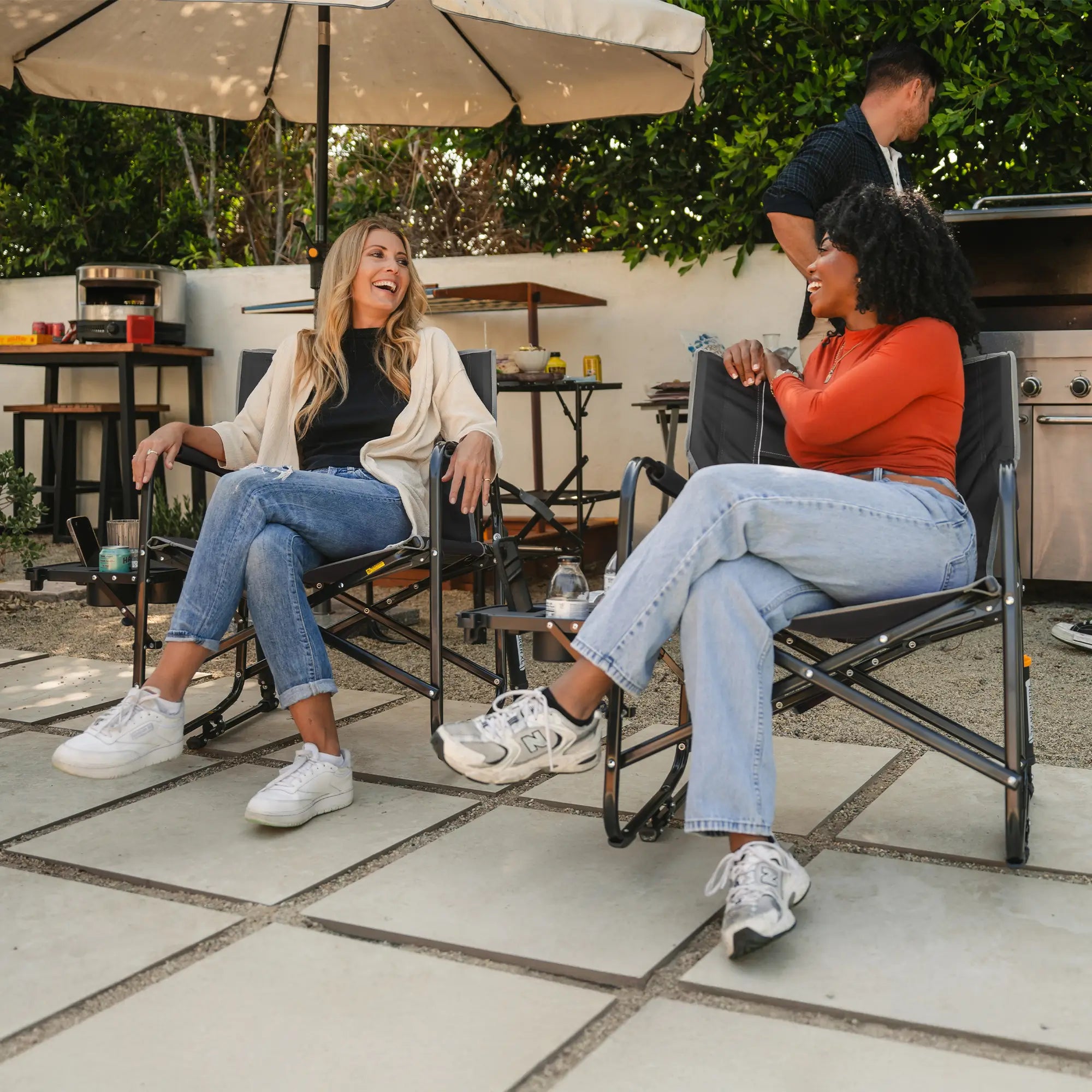 Luxury Camp Freestyle Rocker XL with Side Table - Choice 836 - Heavy-Duty Kickback Rocker with Beverage Holder Detail